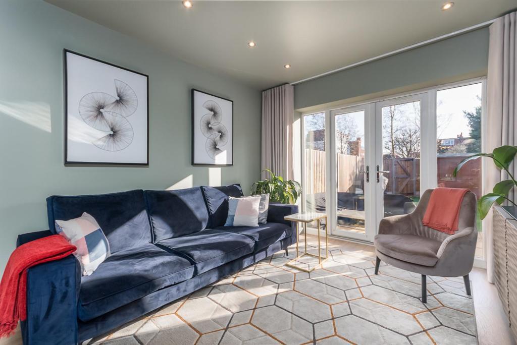 Castle Townhouse Kenilworth - Private Parking - 24 Hr Gym Access - Town Centre公寓 外观 照片